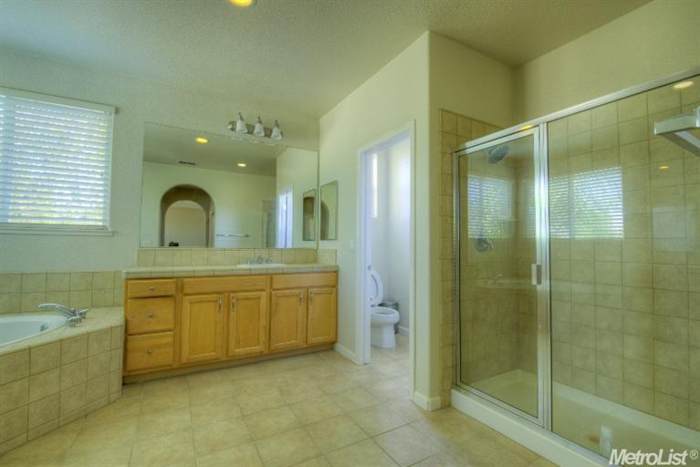 3204 Edgeview Dr, Modesto, CA 95355 photo 17