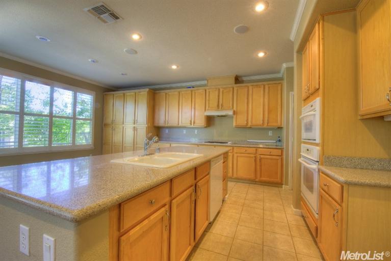 3204 Edgeview Dr, Modesto, CA 95355 photo 13