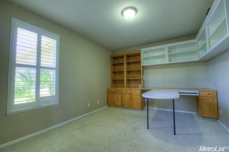 3204 Edgeview Dr, Modesto, CA 95355 photo 7