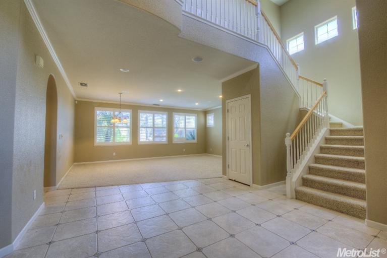 3204 Edgeview Dr, Modesto, CA 95355 photo 5