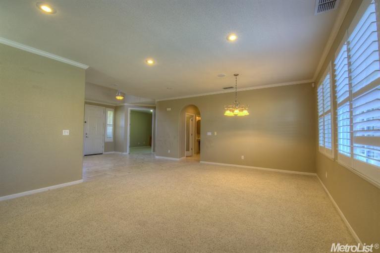 3204 Edgeview Dr, Modesto, CA 95355 photo 6