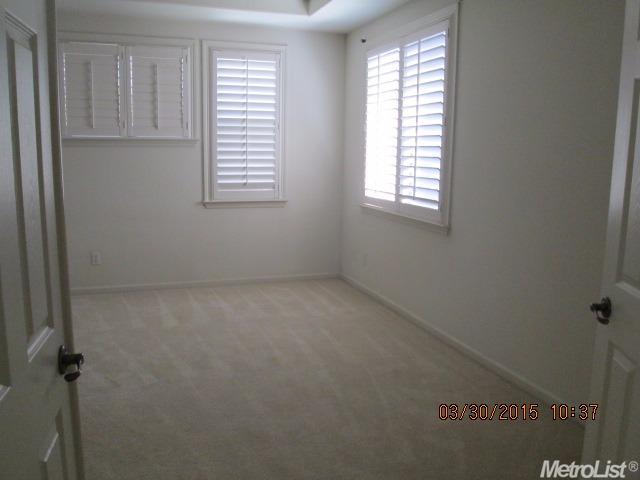 2449 Milano Ct, Manteca, CA 95337 photo 10