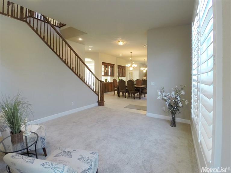 1713 Linnea Ln, Modesto, CA 95355 photo 4