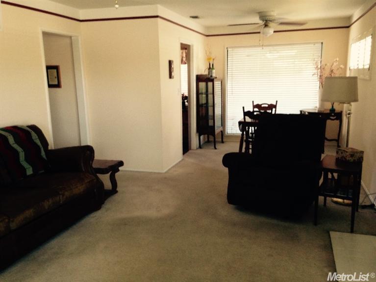 279 E Harper St, Stockton, CA 95204 photo 4