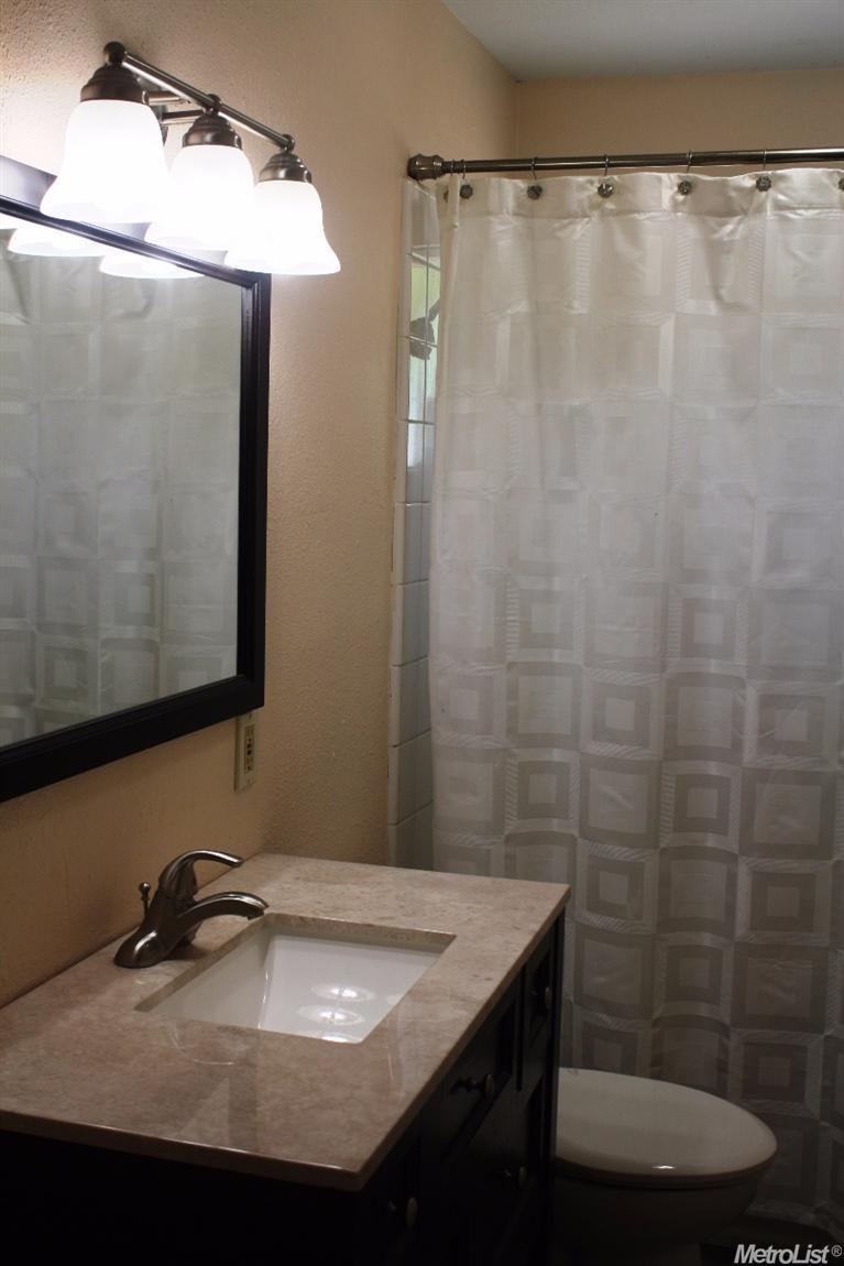 614 Trask Ln, Modesto, CA 95354 photo 3
