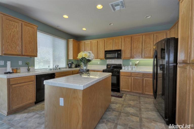 3236 Ormonde Ct, Tracy, CA 95377 photo 7