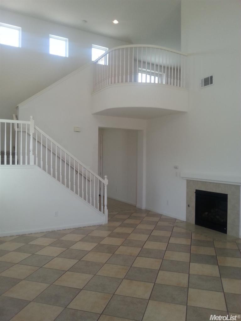624 Pine Creek Ln, Patterson, CA 95363 photo 8