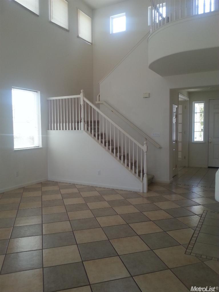 624 Pine Creek Ln, Patterson, CA 95363 photo 7