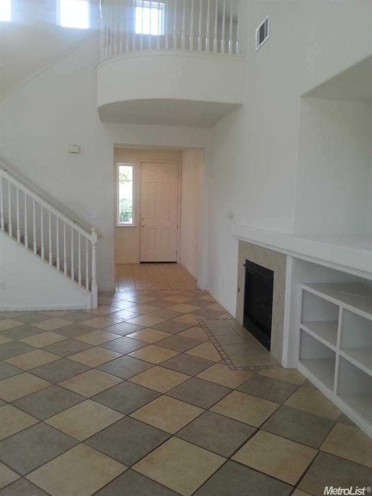 624 Pine Creek Ln, Patterson, CA 95363 photo 4