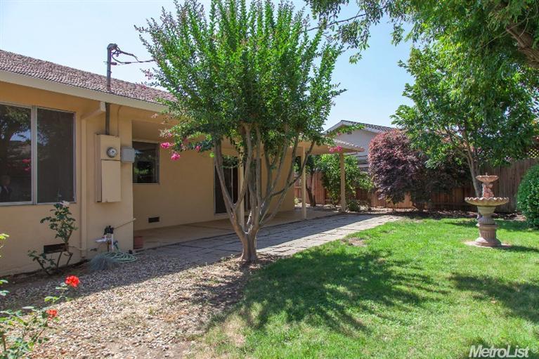 1163 N Ham Ln, Lodi, CA 95242 photo 20