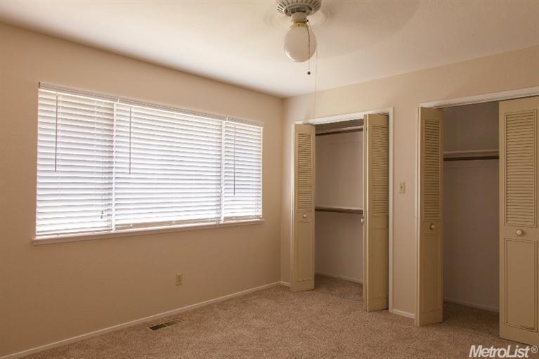 1163 N Ham Ln, Lodi, CA 95242 photo 12