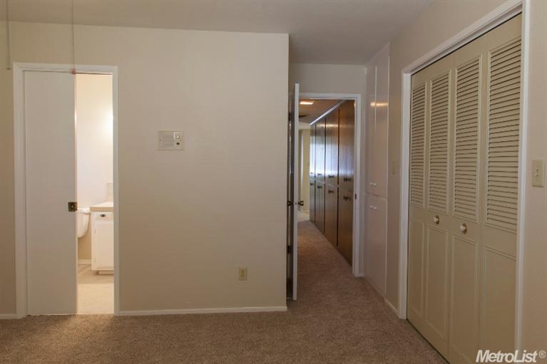1163 N Ham Ln, Lodi, CA 95242 photo 16