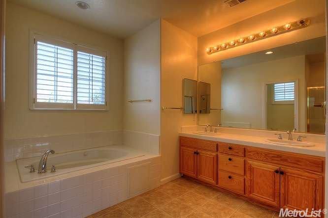 224 Ridgeview Dr, Tracy, CA 95377 photo 7