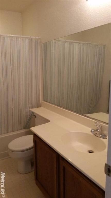 346 Castile Ln, Turlock, CA 95382 photo 8