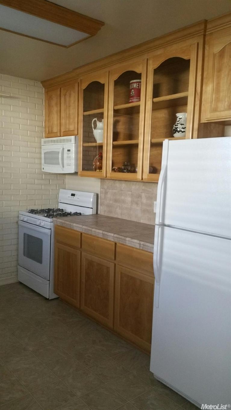 240 E Highland Ave, Tracy, CA 95376 photo 6