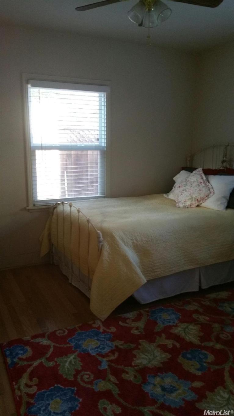 240 E Highland Ave, Tracy, CA 95376 photo 3