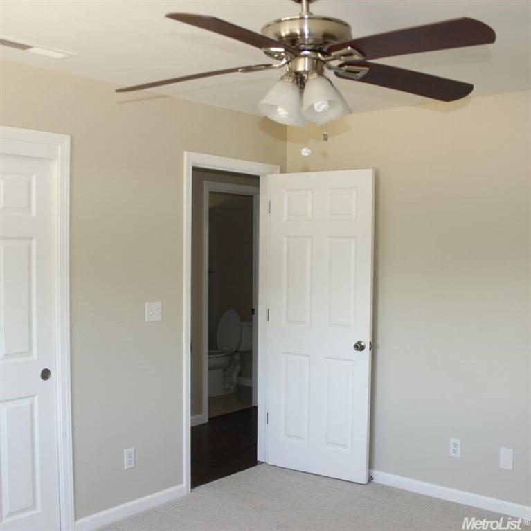 1605 Hialeah Dr, Modesto, CA 95350 photo 8