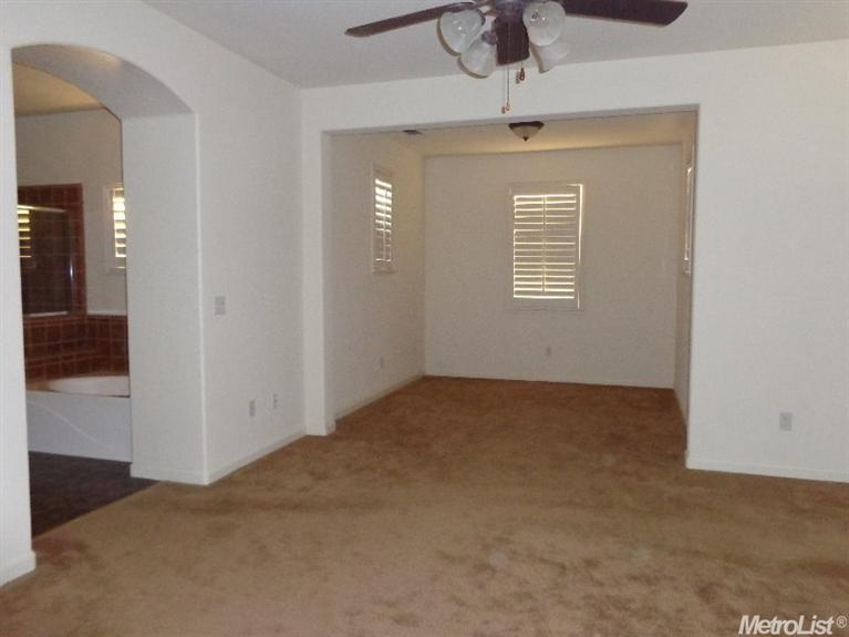 6409 Leaflet Ln, Hughson, CA 95326 photo 11