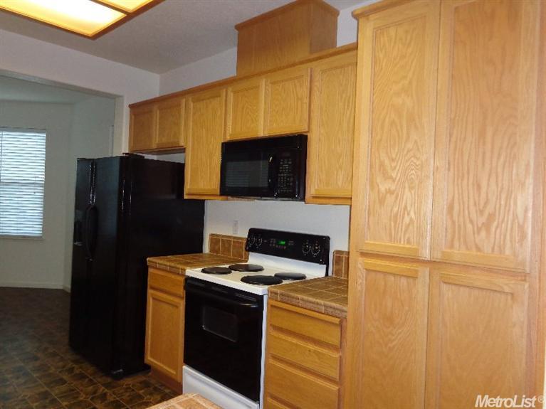 6409 Leaflet Ln, Hughson, CA 95326 photo 5
