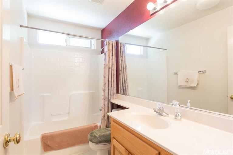 4636 Durham Rd, Rocklin, CA 95765 photo 12