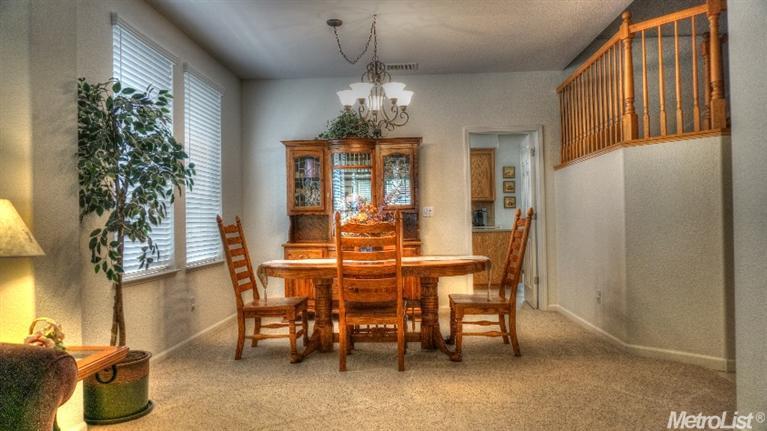 4265 Oakridge Dr, Tracy, CA 95377 photo 3