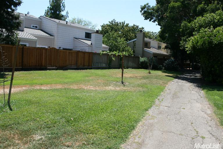 2408 Van Gogh St, Davis, CA 95618 photo 12