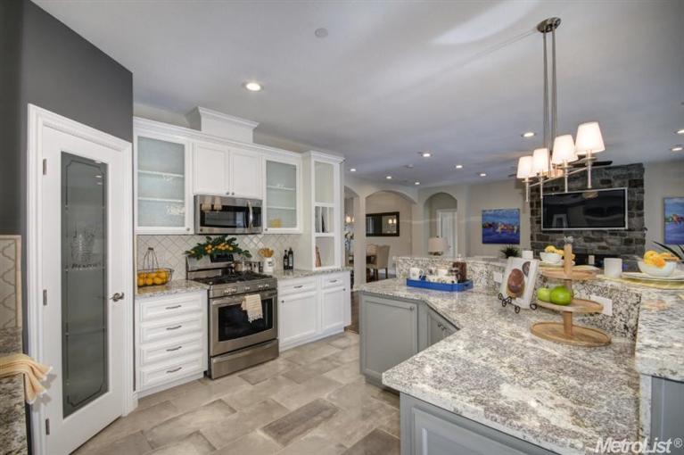 2601 Gunn Rd, Carmichael, CA 95608 photo 4