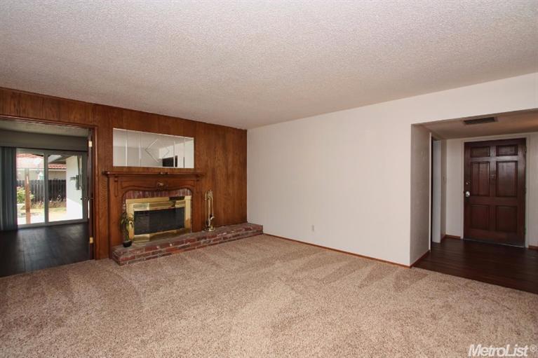 6230 Shadowcreek Dr, Carmichael, CA 95608 photo 3