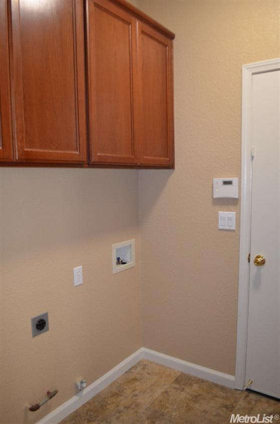2142 Azevedo Ave, Manteca, CA 95337 photo 7