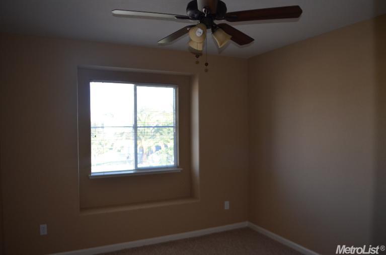 2142 Azevedo Ave, Manteca, CA 95337 photo 16