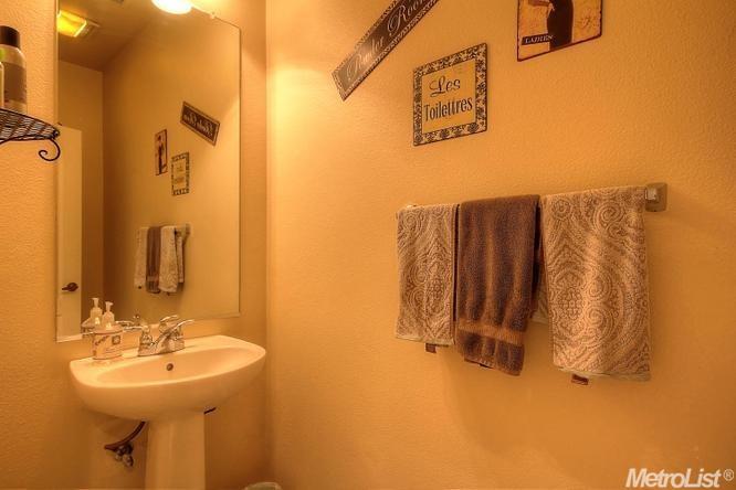 1665 Fairway Oaks Ct, Ripon, CA 95366 photo 13