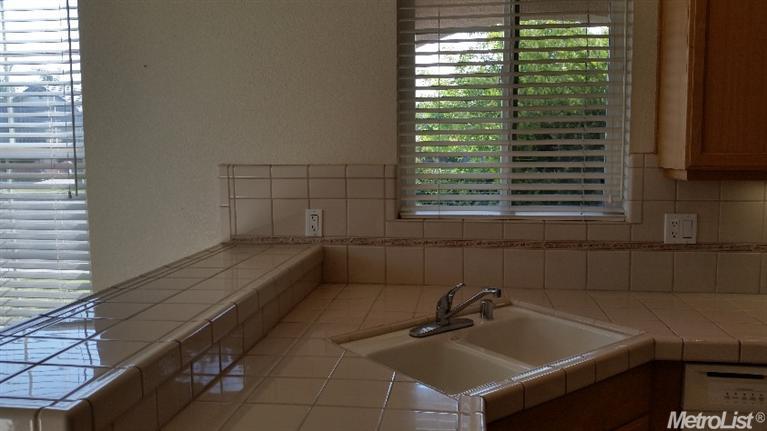 1951 Millbrook Dr, Lodi, CA 95242 photo 7