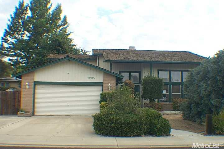 1285 Sprague St, Manteca, CA 95336 photo 1
