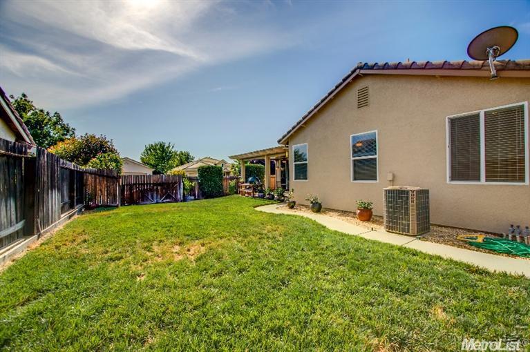 5637 Ridgepoint Dr, Antelope, CA 95843 photo 18