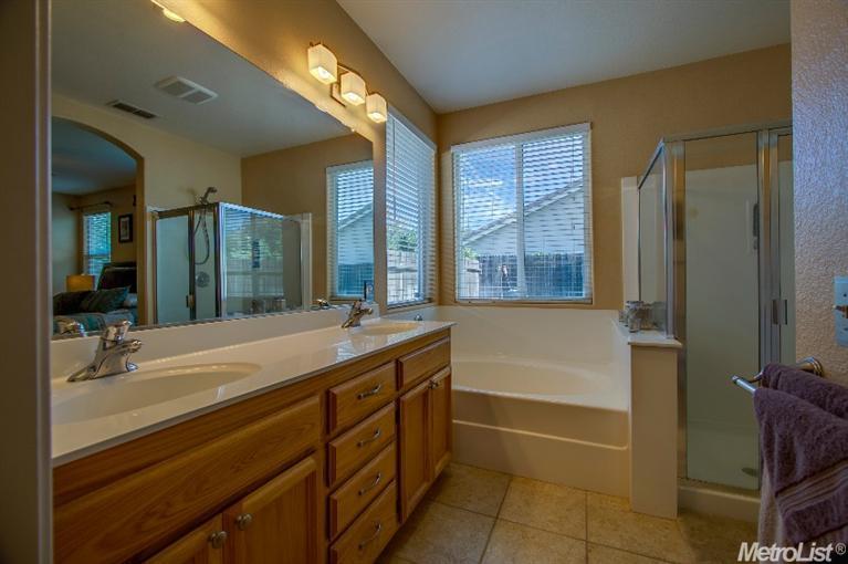 5637 Ridgepoint Dr, Antelope, CA 95843 photo 7