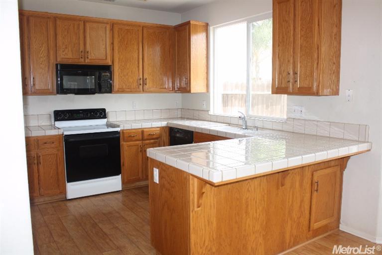 3405 Burnside Ave, Modesto, CA 95354 photo 12