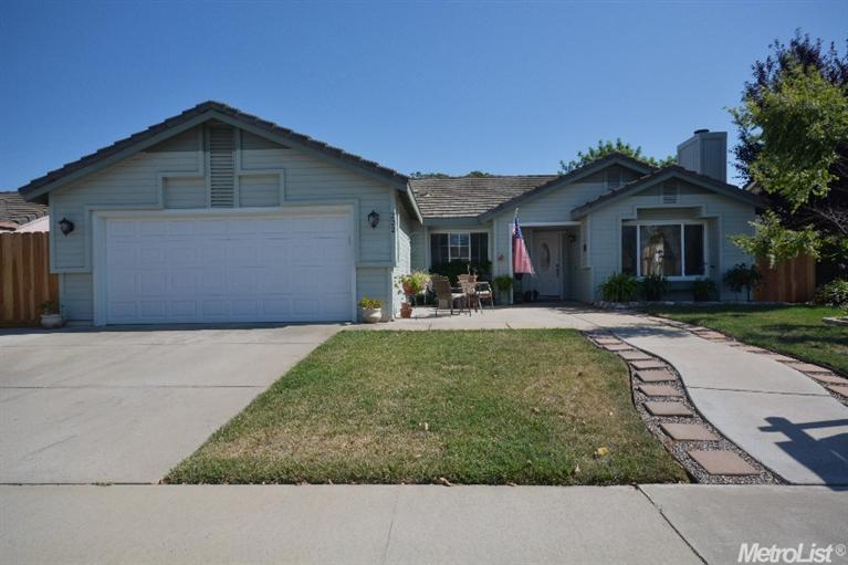 222 Lapwing Ln, Galt, CA 95632 photo 1