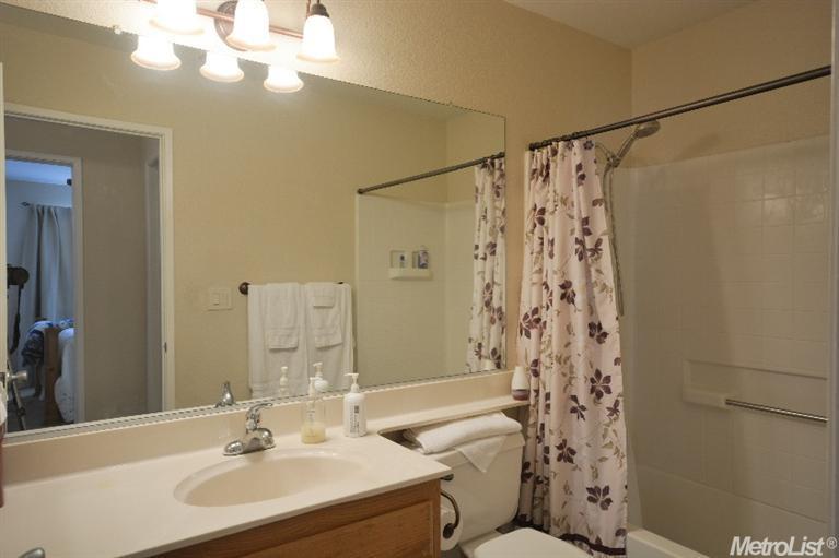 222 Lapwing Ln, Galt, CA 95632 photo 12