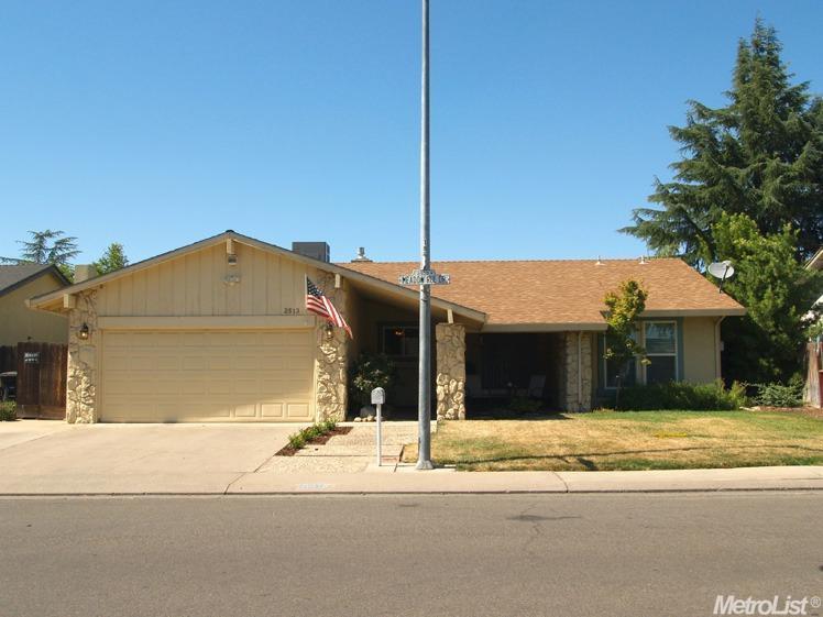 2513 Meadow Rue Dr, Modesto, CA 95355 photo 1