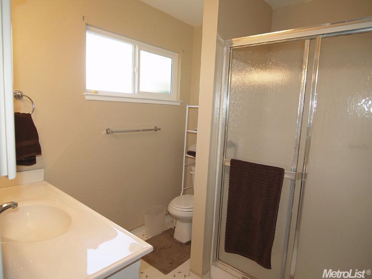 2513 Meadow Rue Dr, Modesto, CA 95355 photo 17