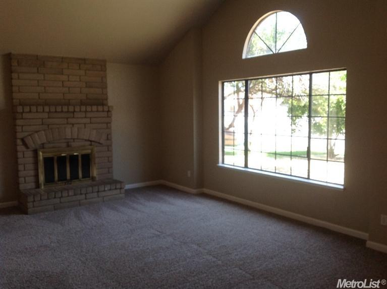 1109 Bordeaux Dr, Modesto, CA 95351 photo 3