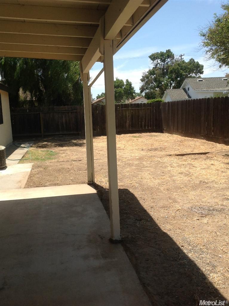 1109 Bordeaux Dr, Modesto, CA 95351 photo 11