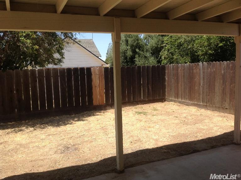 1109 Bordeaux Dr, Modesto, CA 95351 photo 10