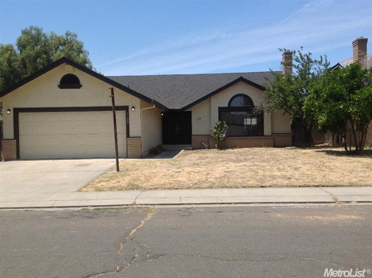 1109 Bordeaux Dr, Modesto, CA 95351 photo 1