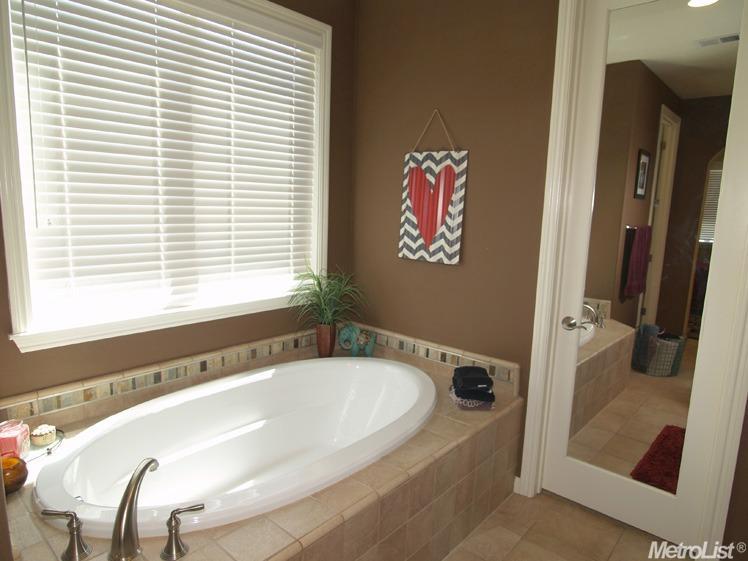 3012 Roslyn Dr, Modesto, CA 95355 photo 22