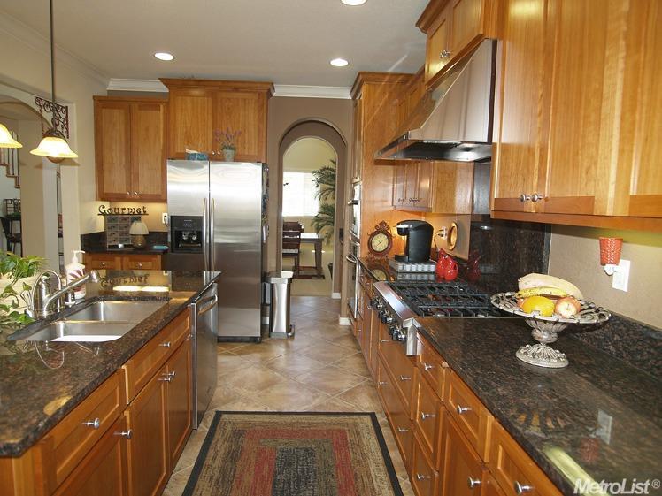 3012 Roslyn Dr, Modesto, CA 95355 photo 11