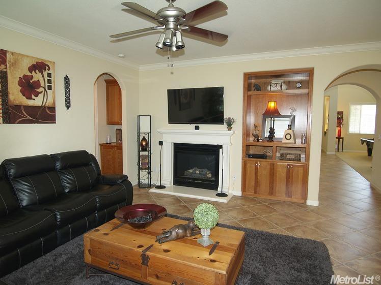 3012 Roslyn Dr, Modesto, CA 95355 photo 8