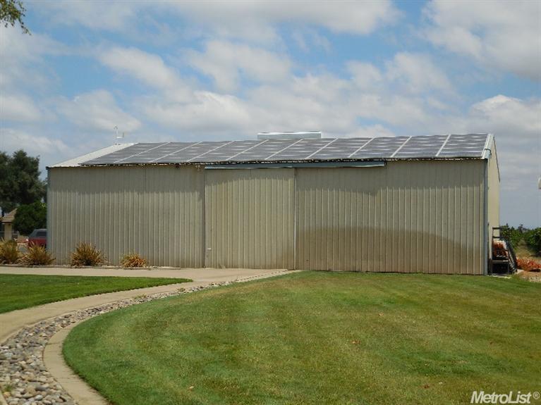 1002 W Harney Ln, Lodi, CA 95242 photo 6