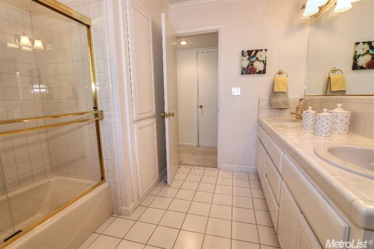 2008 Claremont Rd, Carmichael, CA 95608 photo 15