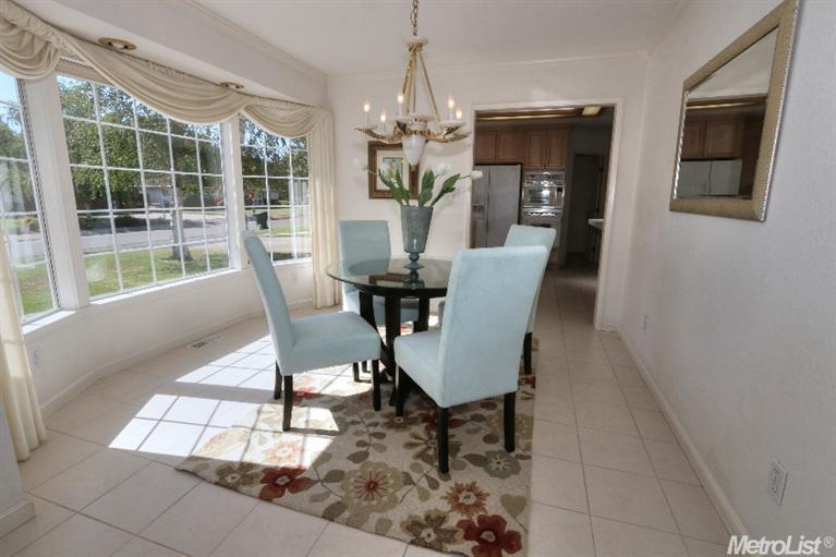 2008 Claremont Rd, Carmichael, CA 95608 photo 5